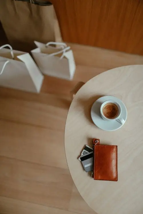 Card holder — Satguru's